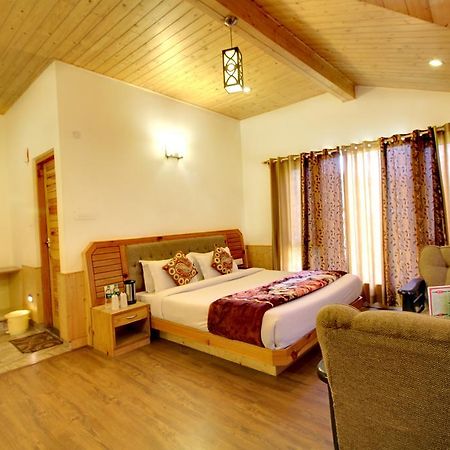 Hotel Thomas Villa Manāli Esterno foto
