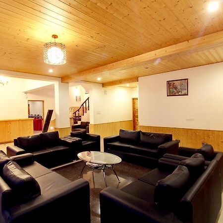 Hotel Thomas Villa Manāli Esterno foto