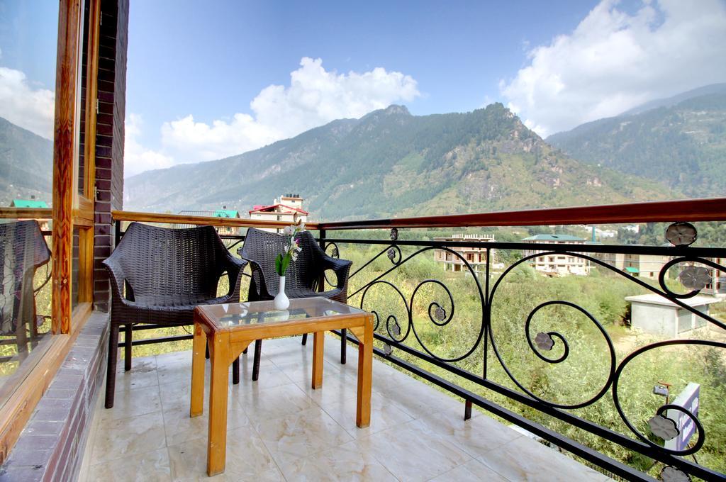 Hotel Thomas Villa Manāli Esterno foto